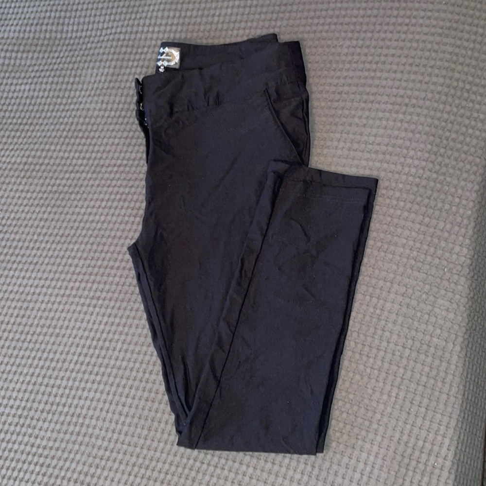 PLUS SIZE BLACK SKINNY SLACKS